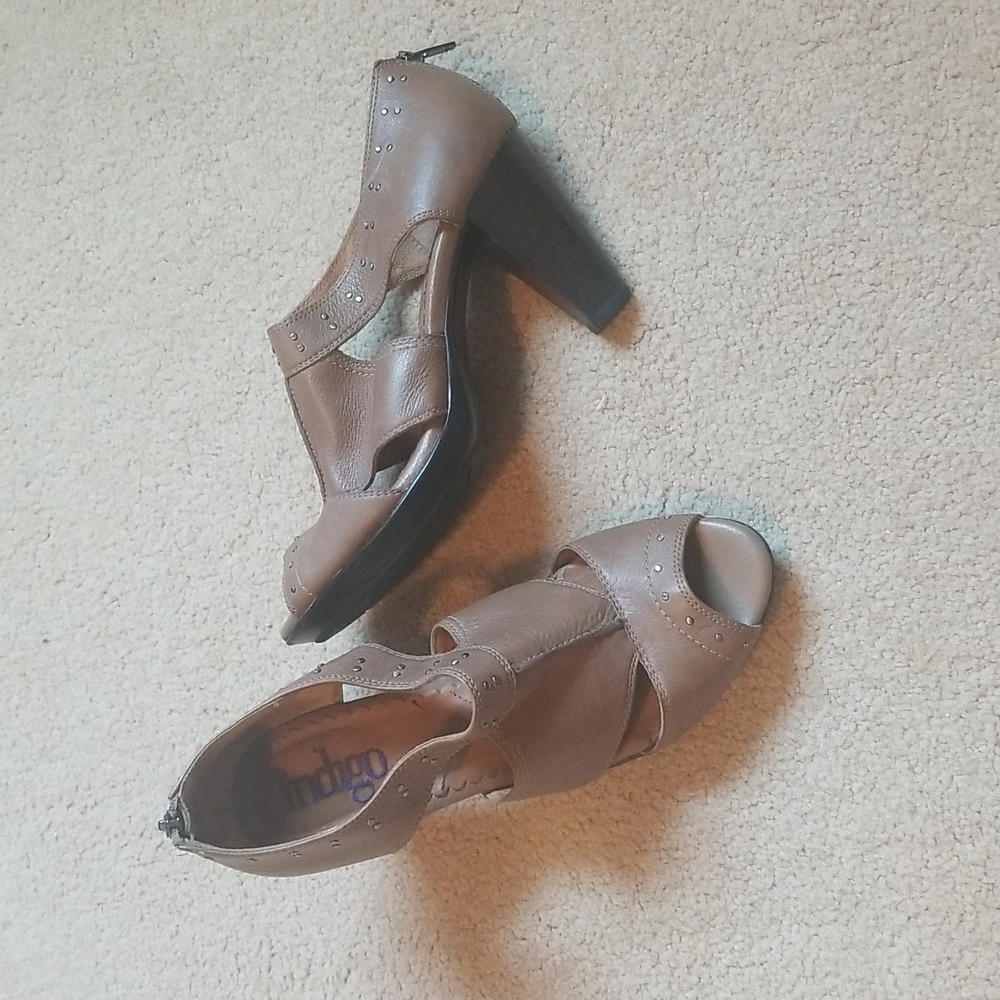 Indigo Heeled Leather Sandals For Sale (Size 8)